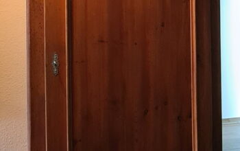 Kleiderschrank restauriert