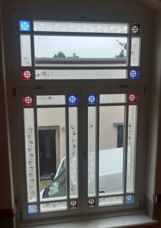 ISO Fenster mit Putze Scheiben hergestellt